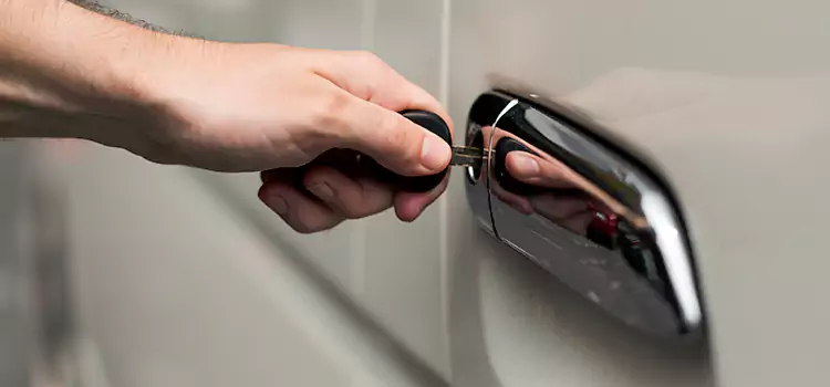 Why Choose Our Auto Locksmith Team in Gainesville, FL?
